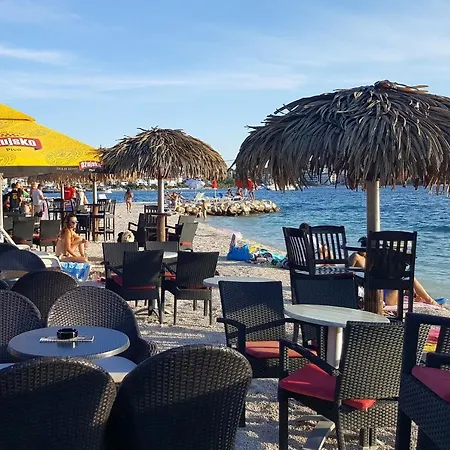 With Parking Space Okrug Gornji, Ciovo - 1107 特罗吉尔