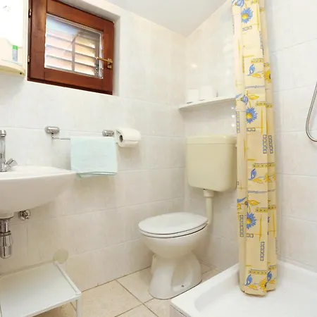 With Parking Space Okrug Gornji, Ciovo - 1107 特罗吉尔